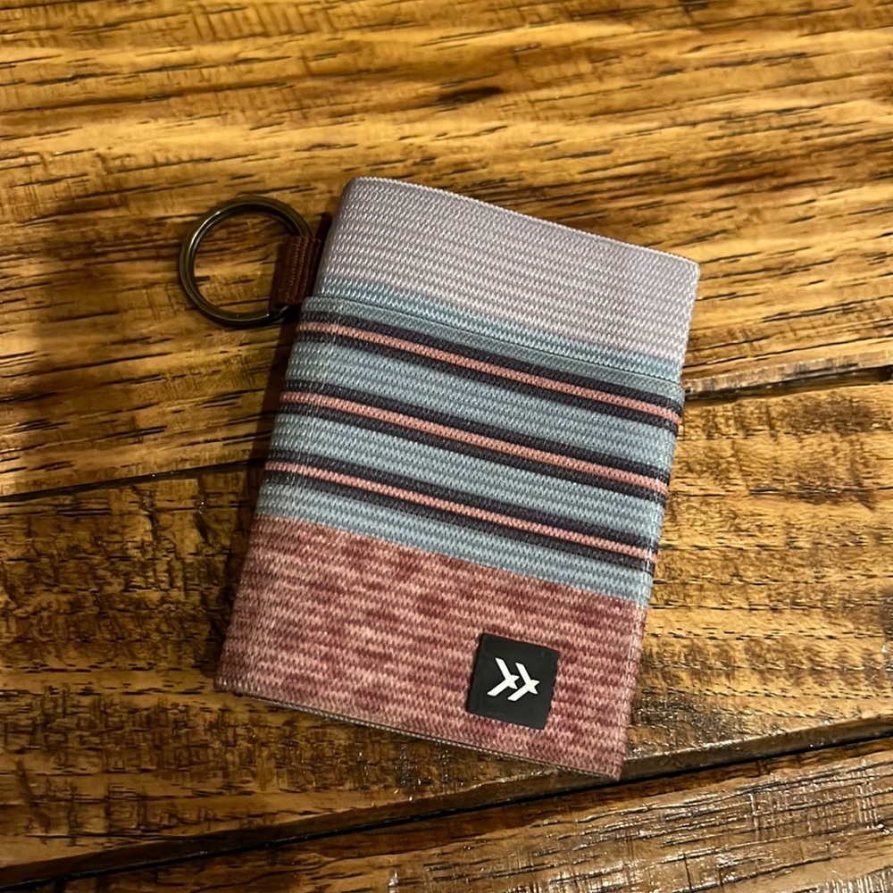 mini Thread wallet